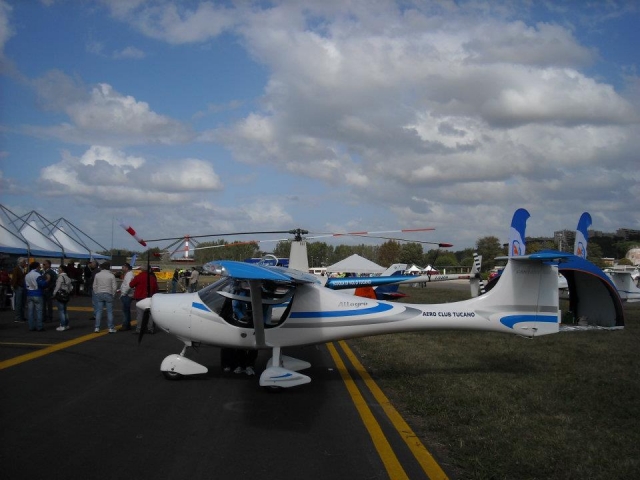 Aero Club Tucano 的 Ultralights 